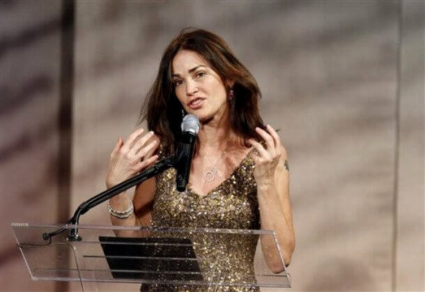 Kim Delaney Biography, Age, Weight, Height, Friend, Like, Affairs, Favourite, Birthdate & Other