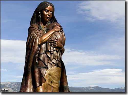 Sacagawea Biography, Age, Weight, Height, Friend, Like, Affairs, Favourite, Birthdate & Other